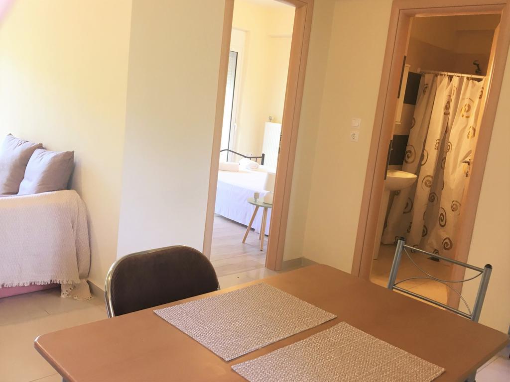 Rose Garden Apartment Kalamata Exterior photo