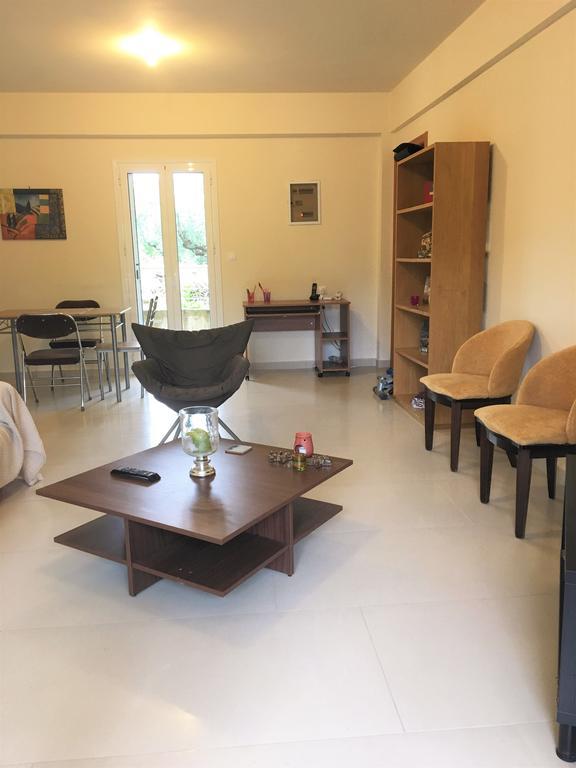 Rose Garden Apartment Kalamata Exterior photo